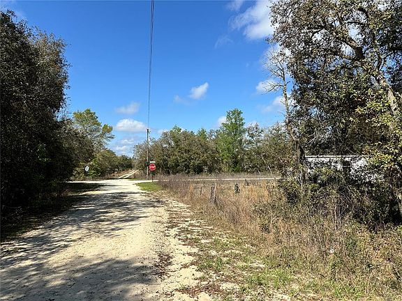 3rd image of NE 68th Pl Lot 29