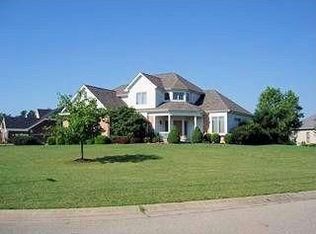 8227 Worcester Dr, Hamilton Twp, OH