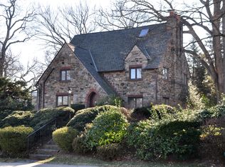 1027 Grant Ave, Pelham, NY 10803