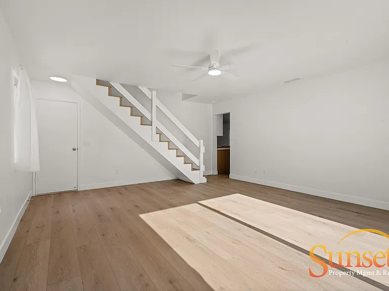 8848 Harness St — Photo 12