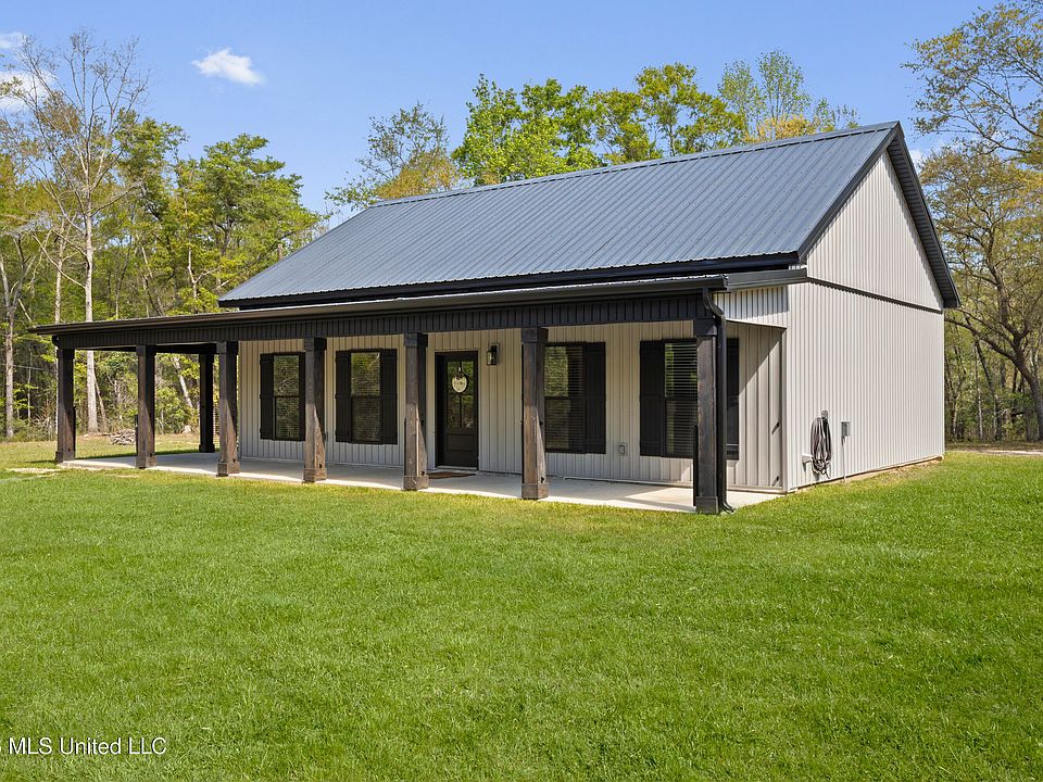 1st image of 20 Redbird Rd