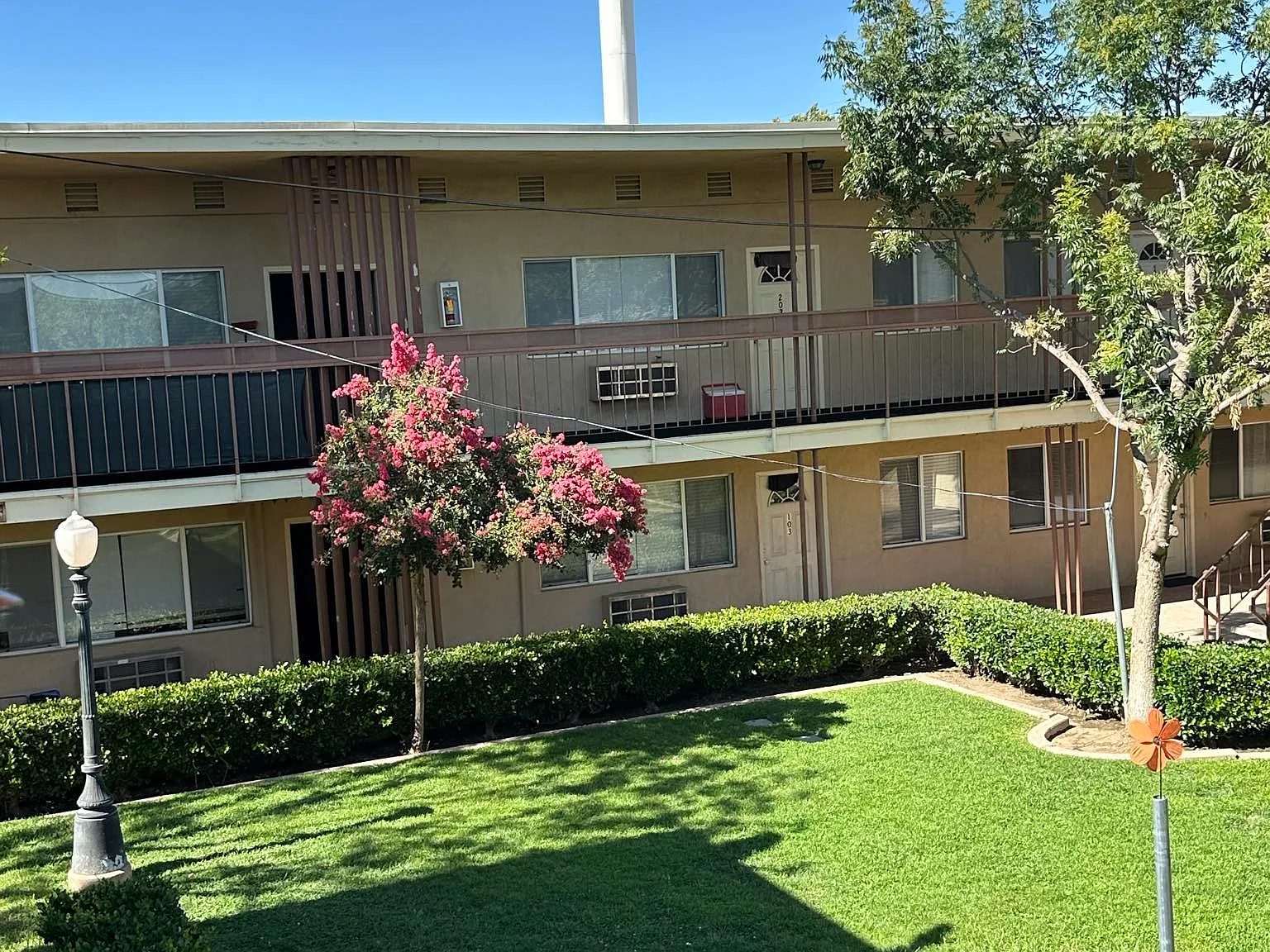 1 bed, $1,100 — Photo 2