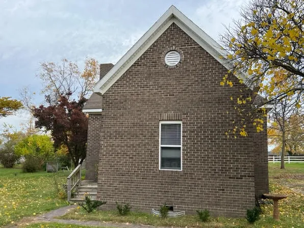 408 E Plum St, Linden, IN 47955