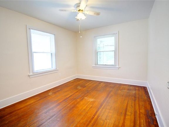 3rd image of 930 N Bosart Ave