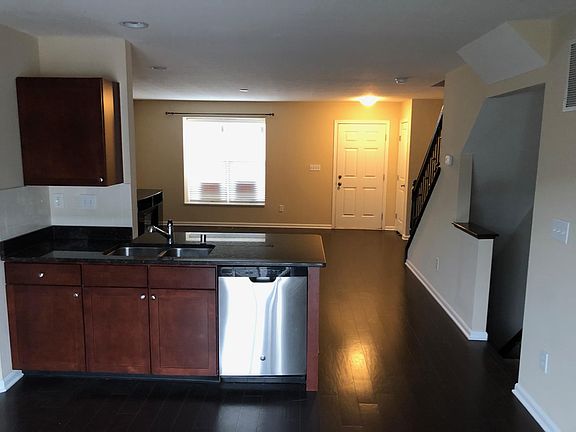 2nd image of 2346 Aristocracy Cir