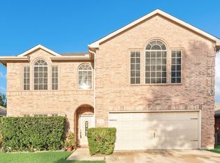 5715 Creekhollow Dr, Arlington, TX 76018