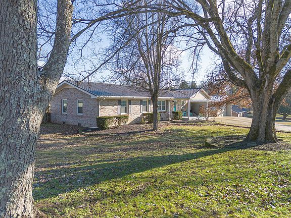 3rd image of 209 Glendale Dr