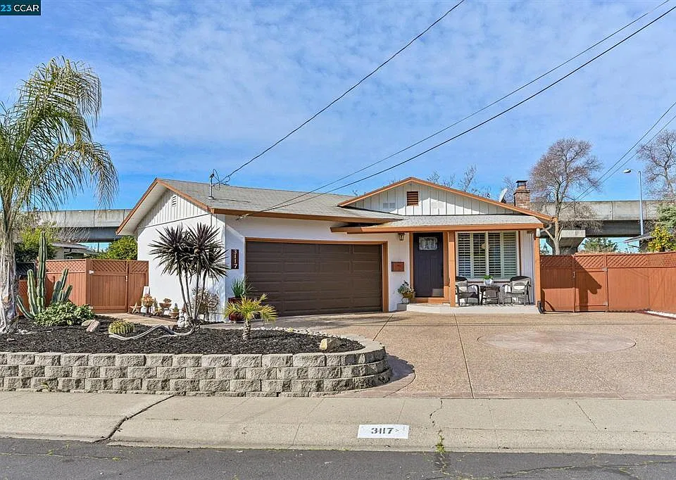 3117 Claudia Dr