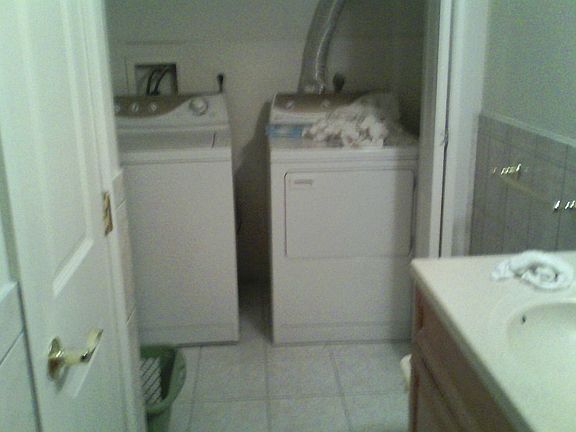 5th image of 27 Hazel St