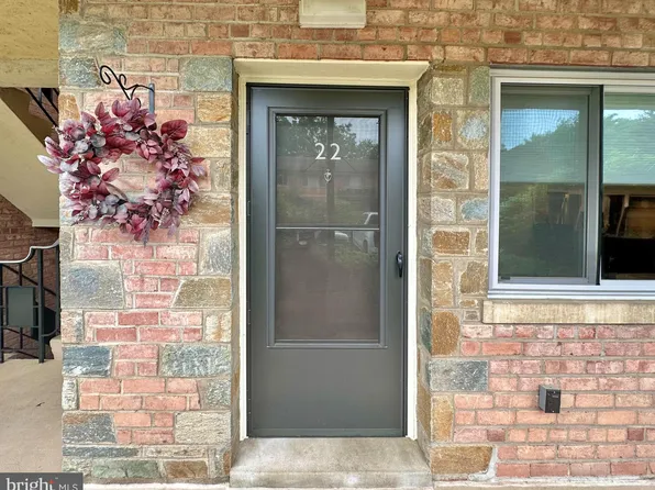 5003 Sentinel Dr APT 22, Bethesda, MD 20816