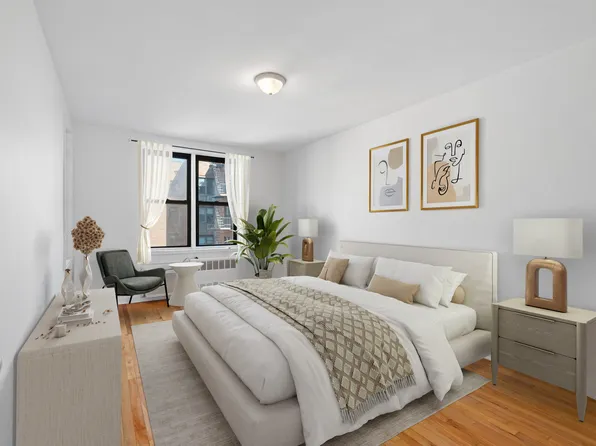 1237 Avenue Z image 1 of 6