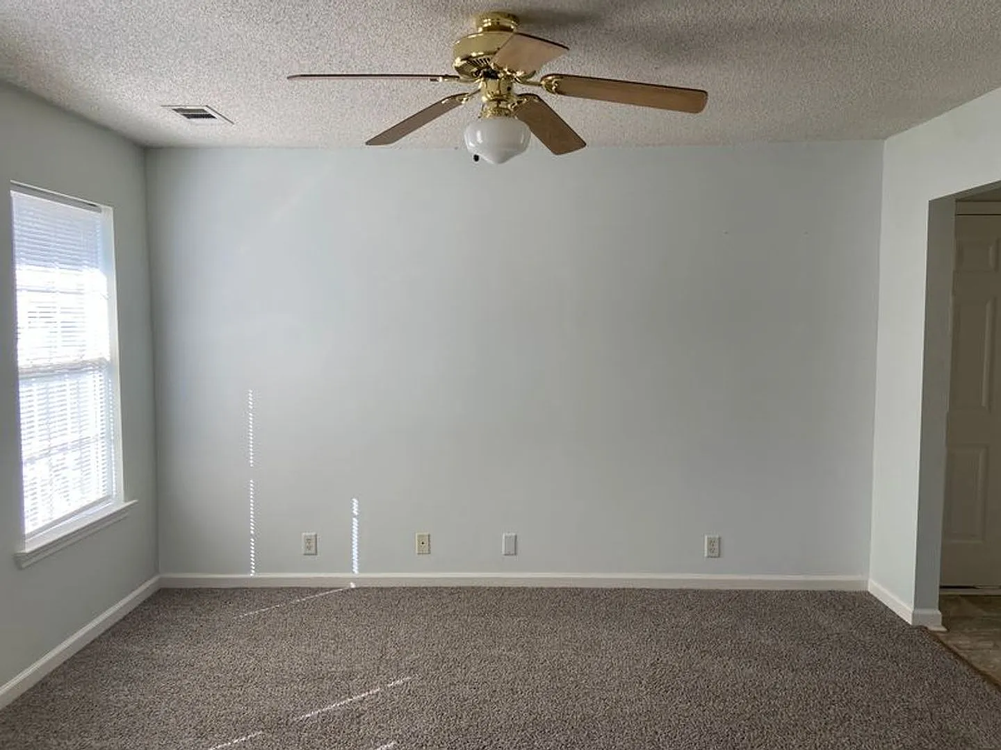 Quiet Neighborhood! 3 bed 2 bath in Rincon, GA — Photo 4
