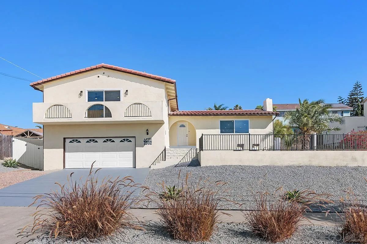 2302 Greenbrier Dr — Goat Hill Park