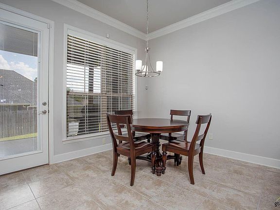 5th image of 1304 Ashley Creek Ln