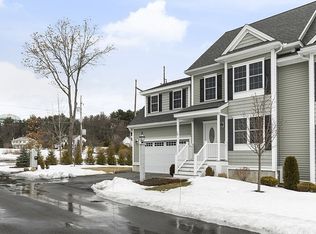 10 Dolores Dr #10, Tewksbury, MA 01876