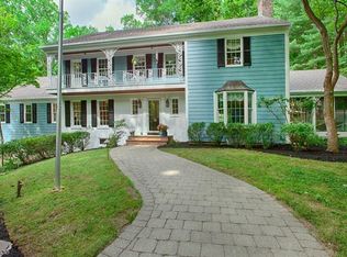 32 Oak Knoll Rd, Mendham, NJ 07945