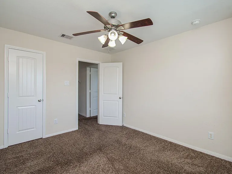 14839 Swansea Harbor Ln — Photo 20