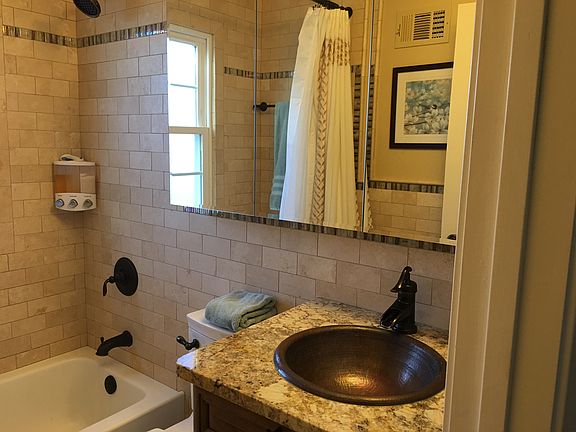 5th image of 6924 Ravenscroft Dr