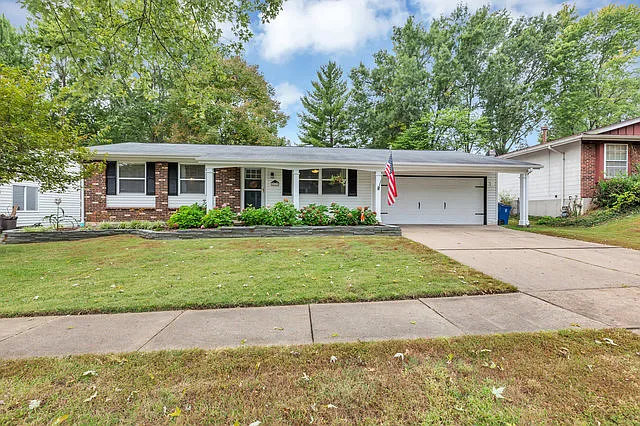 212 Bitterwood Dr photo 1