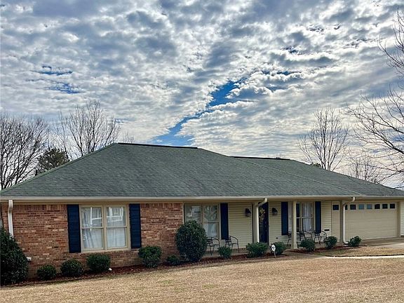 2nd image of 6139 Hibiscus Ln