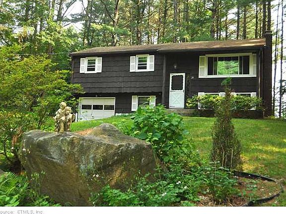 3rd image of 28 Curtis Dr