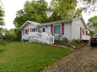 222 E Sycamore St, Mason, MI 48854