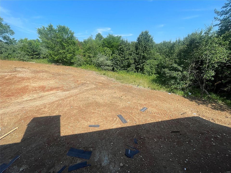 2nd image of 125 Shumard Oak Dr