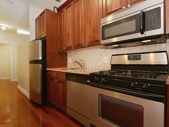4th image of 115 W 57th St #Penthouse 6
