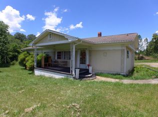 149 Thomas Rd, Franklin, NC 28734