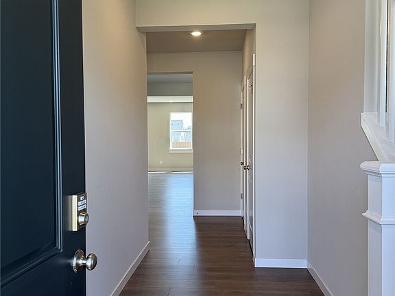 4th image of 502 W 26th Avenue