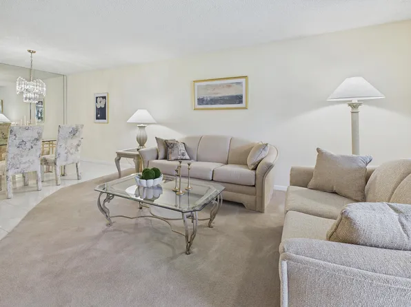 15451 Pembridge Dr APT 203, Delray Beach, FL 33484