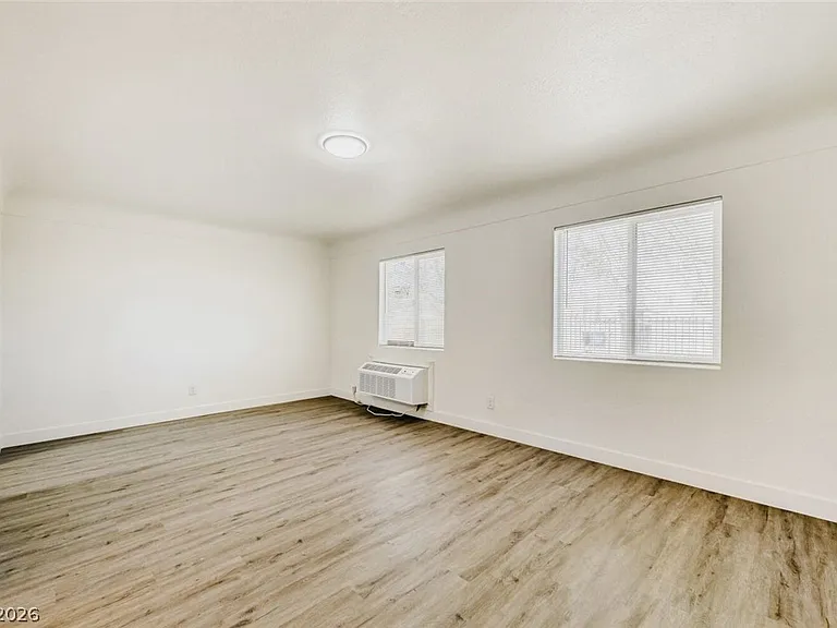 1014 N 4th St #1-10 — Photo 13