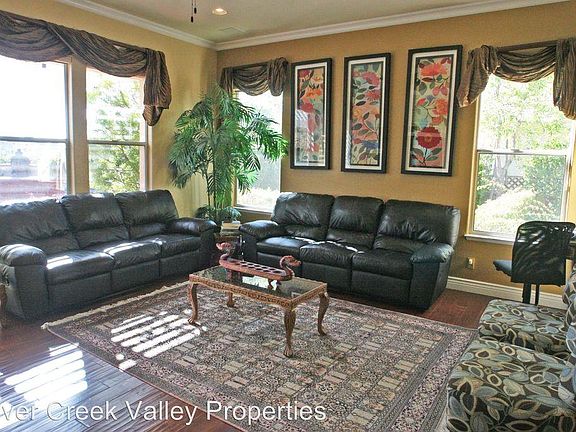 2nd image of 5451 Vicenza Way
