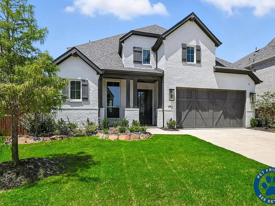 2660 Starwood Dr
