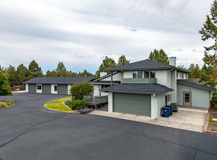 61670 Somerset Dr, Bend, OR 97702