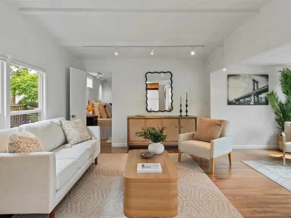 204 Barcelona Avenue, Novato, CA 94949