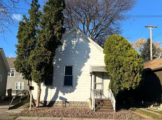 1515 9th St, Port Huron, MI 48060