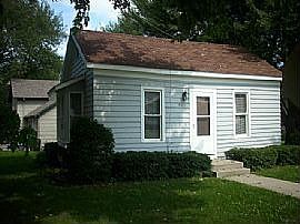 2nd image of 202 W 2nd St