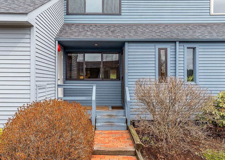 1st image of 18 College Hill Road #18