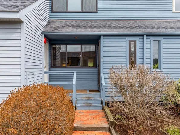 18 College Hill Road #18, Hanover, NH 03755