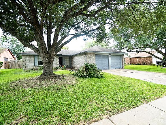 2nd image of 1931 Retriever Ln