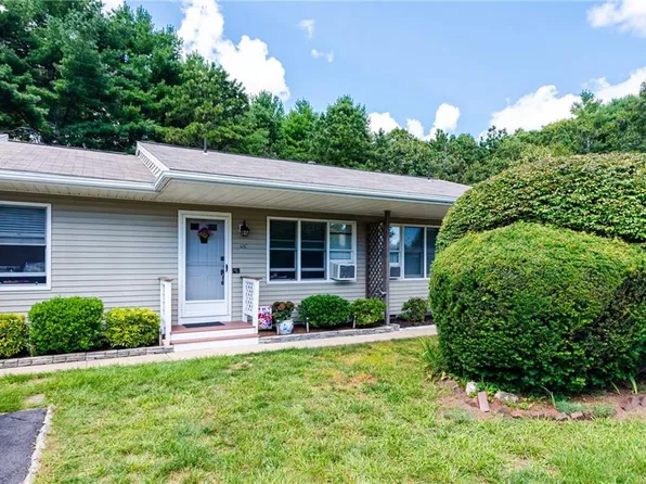 12 C North Castle Way, Charlestown, RI 02813