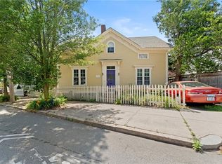 98 Camp St, Providence, RI 02906