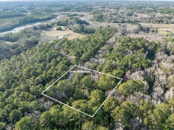 26 Swamprose Ln, Seabrook, SC 29940