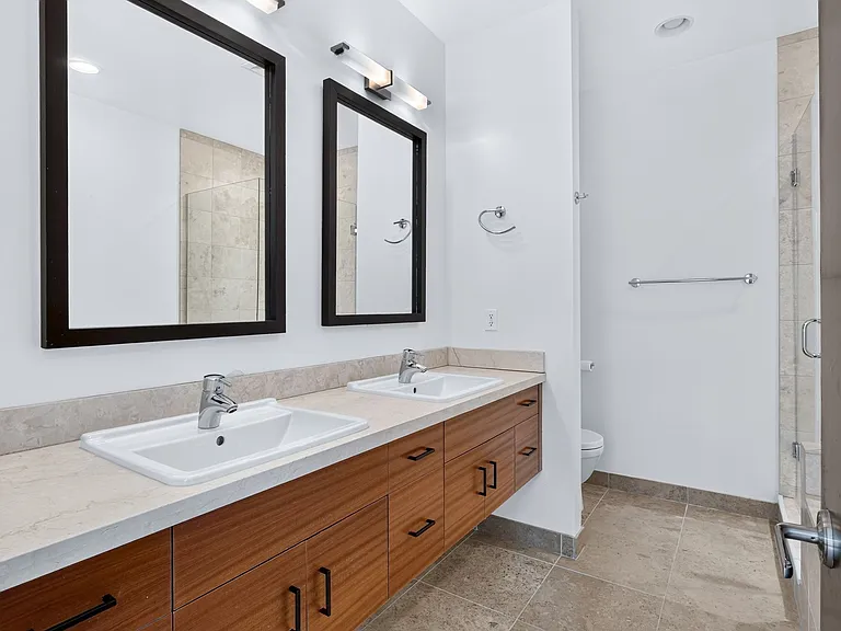 1690 NW Riverscape St — Photo 20