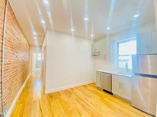 2nd image of 48-15 43rd Ave #3L