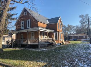 526 S Chicago St, Joliet, IL 60436