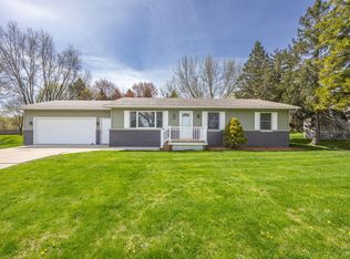 907 Woodward Ave, Big Rapids, MI