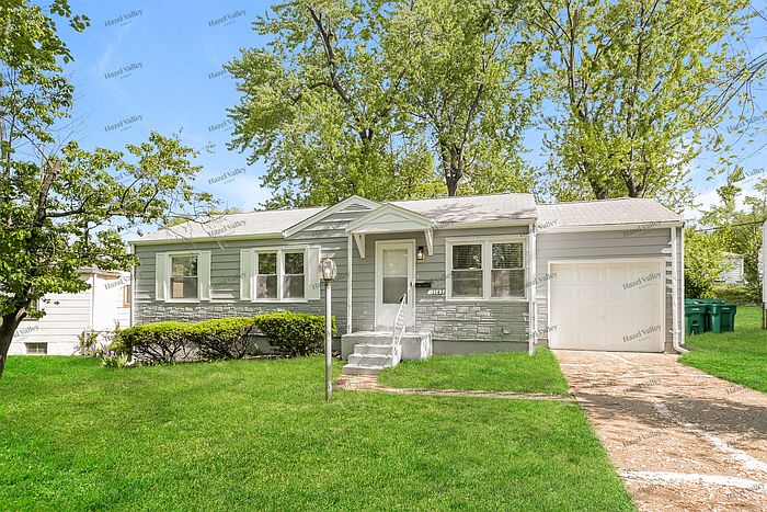 1st image of 1143 Roxton Dr