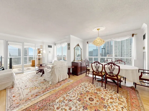 18 Hollywood Ave #1707, Toronto, ON M2N 6P5